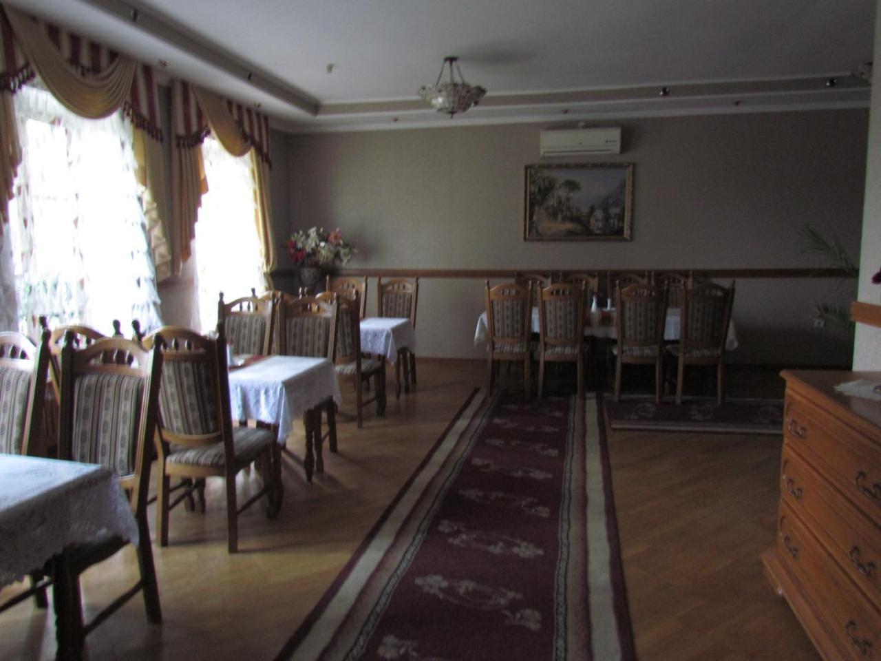 Lemon Hotel Drogobych Exterior photo